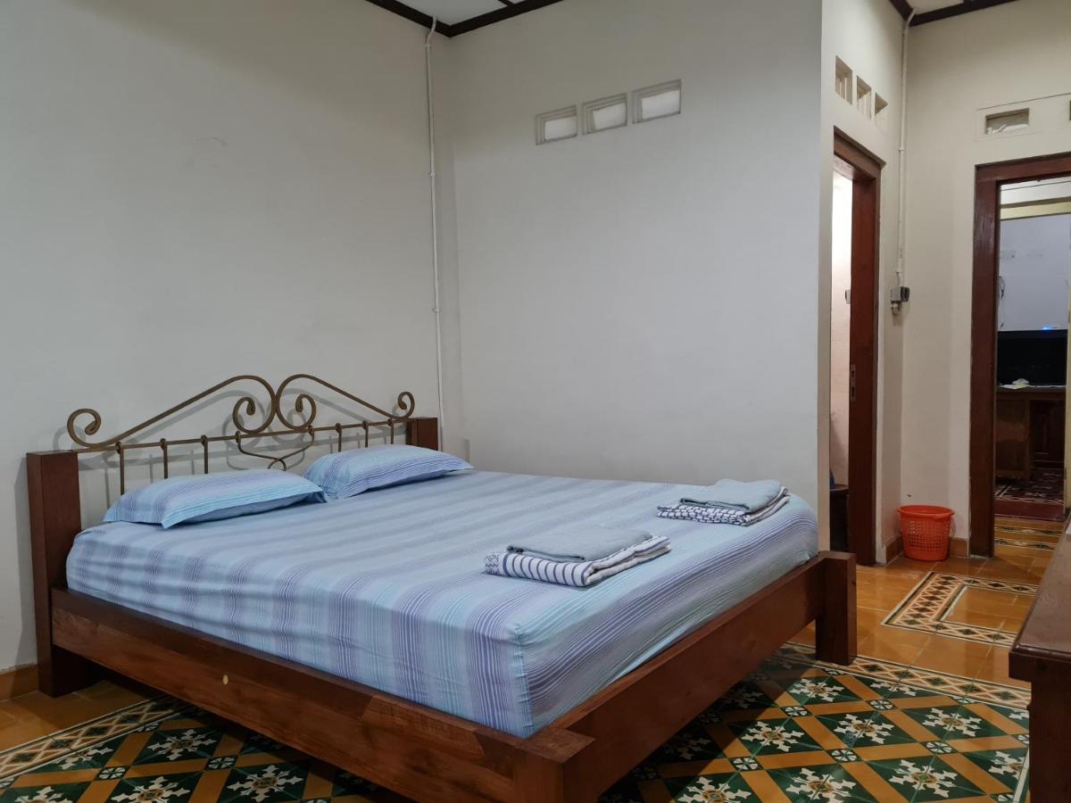Omah Pitoe Yogya Homestay Yogyakarta Bagian luar foto