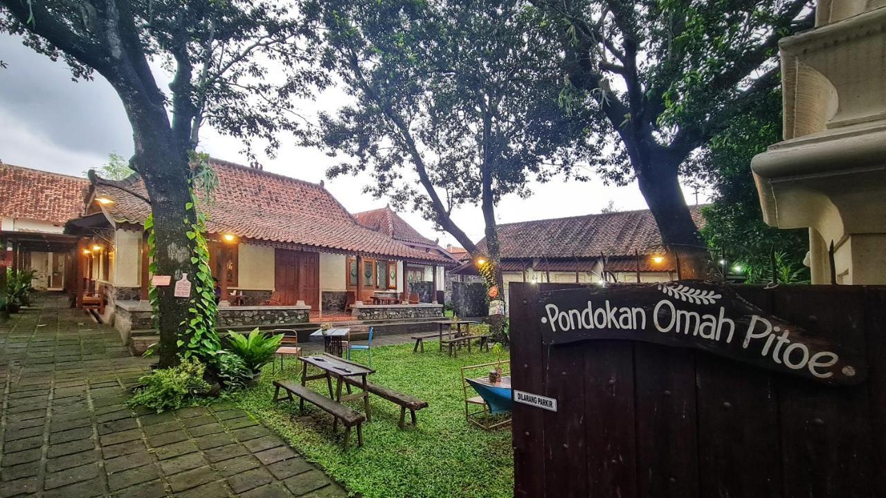 Omah Pitoe Yogya Homestay Yogyakarta Bagian luar foto